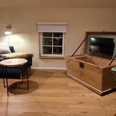 Jedermanns Nest *